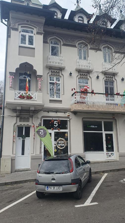 Downtown Park Loft Apartment Sinaia Exterior photo